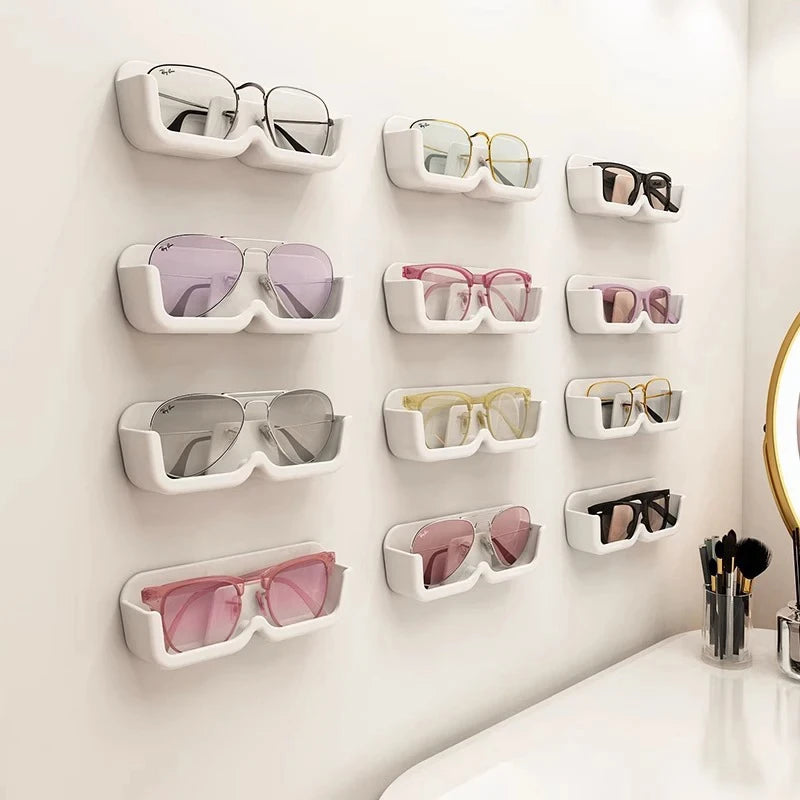 Wall-Mounted Glasses Display and Storage Rack